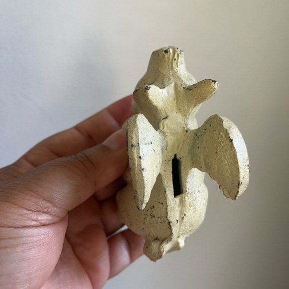 Cast Iron Flying Pig Piggy Bank Coin Bank Cream Off White Trinket - Picture 5 of 11